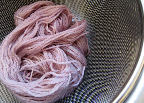 natural-dyed-yarn4